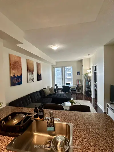 385 Prince Of Wales Drive 3301, Mississauga, On L5b 0c6