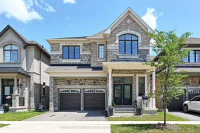 1432 Ford Strathy Crescent, Oakville, On L6h 3w8