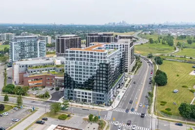 1100 Sheppard Avenue W 916, Toronto W05, On M3k 0e4