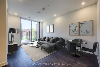 11 Maryport Avenue 120, Toronto W05, On M3m 0e2