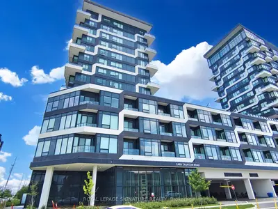 Condo Apartment in Oakville