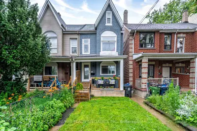 12 Wiltshire Avenue, Toronto W03, On M6n 2v9