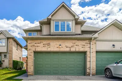 5658 Glen Erin Drive # 7, Mississauga, On L5m 6c4