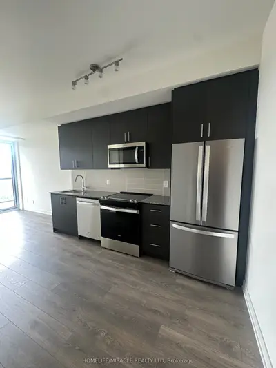 335 Wheat Boom Drive N 1304, Oakville, On L6h 7y1