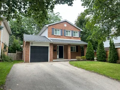 155 Riverview Street, Oakville, On L6l 5s2