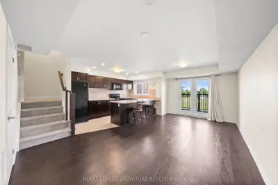 2441 Greenwich Drive 11, Oakville, On L6m 0s3