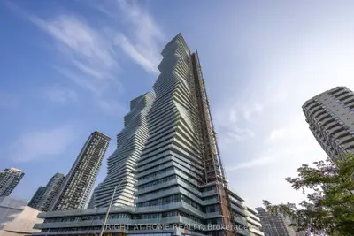 3883 Quartz Road 1601, Mississauga, On L5b 0m4
