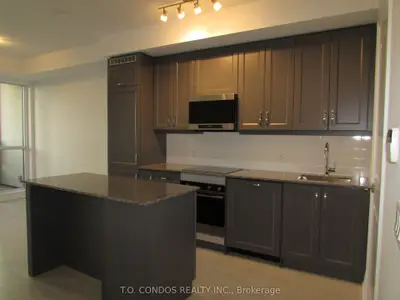 30 Elm Drive W 507, Mississauga, On L5b 1l9