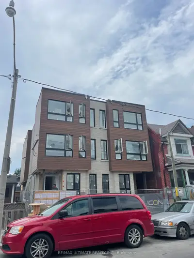 21 Lappin Avenue 1, Toronto W02, On M6h 1y3