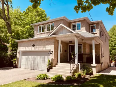 831 Tenth Street, Mississauga, On L5e 1s7