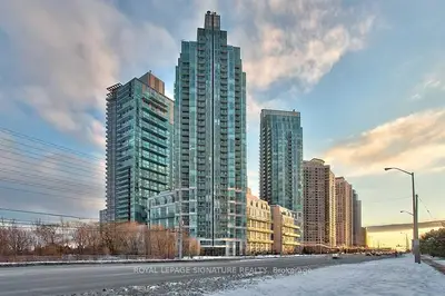 220 Burnhamthorpe Road W 2702, Mississauga, On L5b 4n4