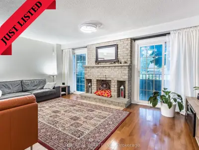 1451 Credit Woodlands Court, Mississauga, On L5c 3v7
