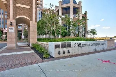 388 Prince Of Wales Drive 2502, Mississauga, On L5b 0a1