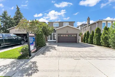771 Queensbridge Drive, Mississauga, On L5c 3t3