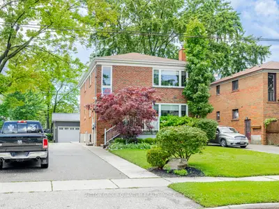 12 Elmwood Avenue N Bsmt, Mississauga, On L5g 3j9
