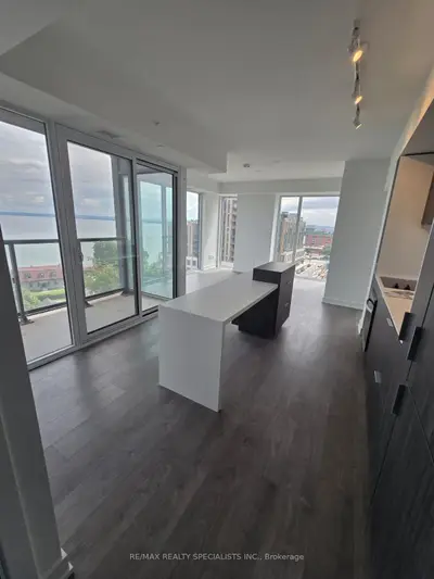 370 Martha Street 807, Burlington, On L7r 0g9