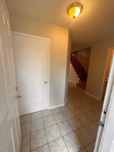 5598 Cortina Crescent, Mississauga, On L4z 3r3