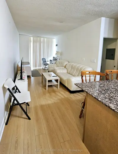 70 Absolute Avenue 2011, Mississauga, On L4z 0a4