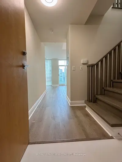 3939 Duke Of York Boulevard 914, Mississauga, On L5b 4n2