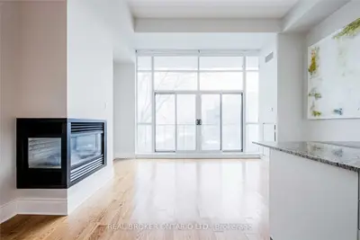 437 Roncesvalles Avenue 427, Toronto W01, On M6r 3b9