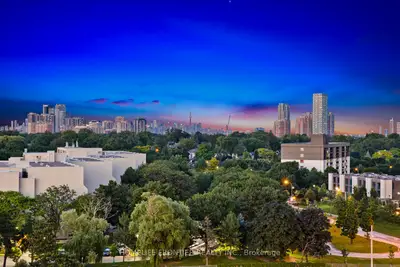 Condo Apartment in Toronto