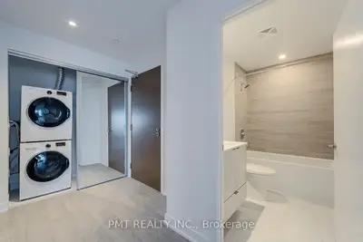 1928 Lakeshore Boulevard W 2117, Toronto W01, On M6s 0b1