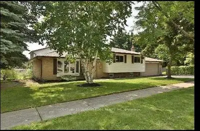 3370 Charmaine Heights S Bsmt, Mississauga, On L5a 3c1