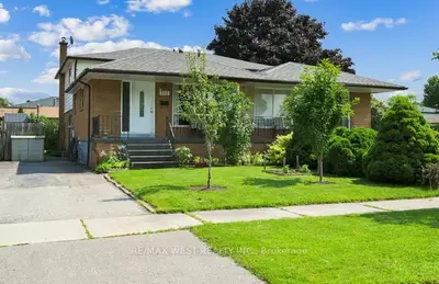 372 Montego Road, Mississauga, On L5b 1c7