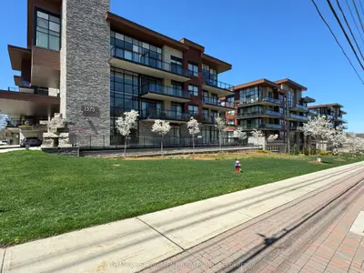 1575 Lakeshore Road W 261, Mississauga, On L5j 0b1