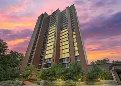 1400 Dixie Road 605, Mississauga, On L5e 3e1