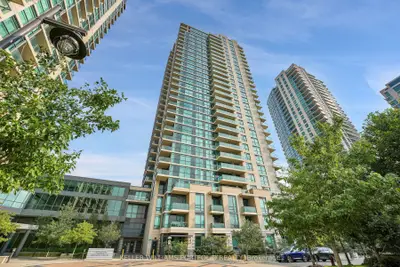 215 Sherway Gardens Road 1102, Toronto W08, On M9c 0a4