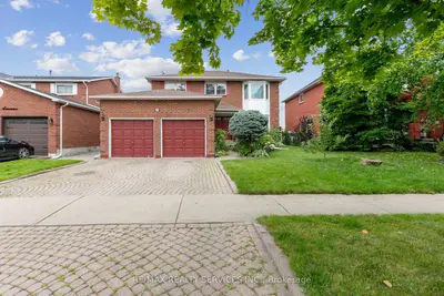 Detached in Brampton