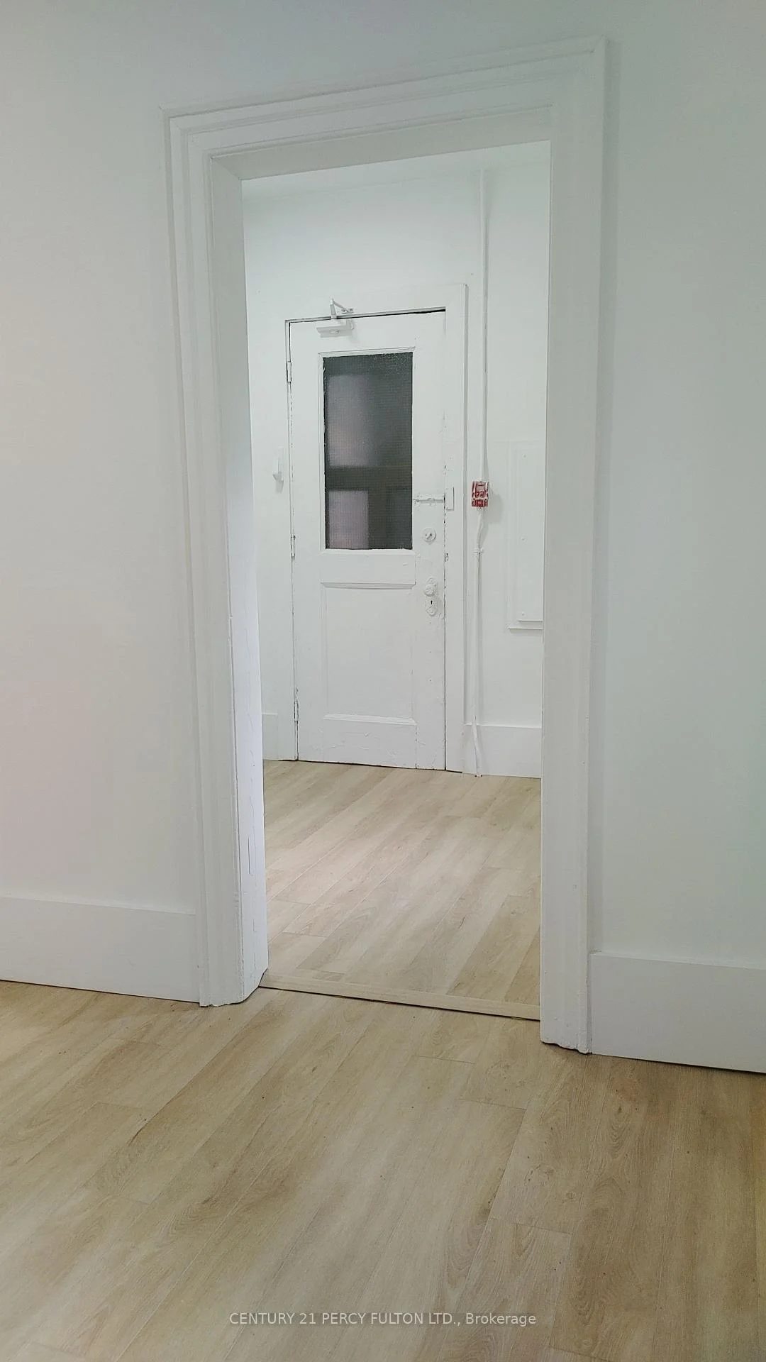 59 Roncesvalles Avenue 23, Toronto W01, ON M6R 2K5