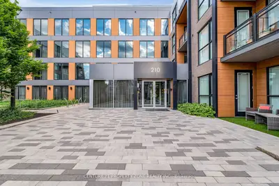 210 Sabina Drive 114, Oakville, On L6h 0w6