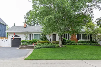 Detached in Burlington