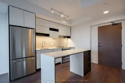 4065 Confederation Parkway 1609, Mississauga, On L5b 0l4