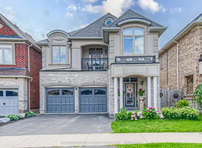 Detached in Burlington