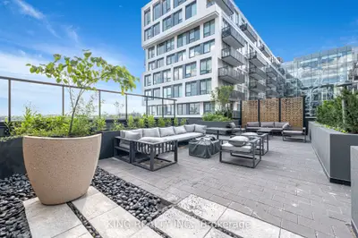 3005 Pine Glen Road #212, Oakville, On L6m 5p5