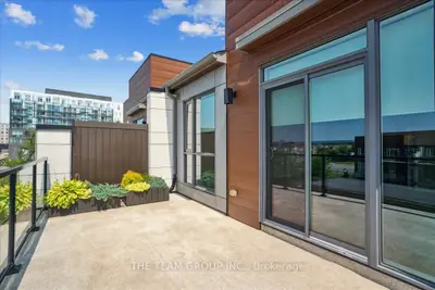 2388 Khalsa Gate 308, Oakville, On L6m 1p5