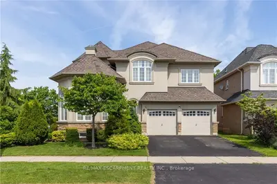 3301 Springflower Way, Oakville, On L6l 6v6