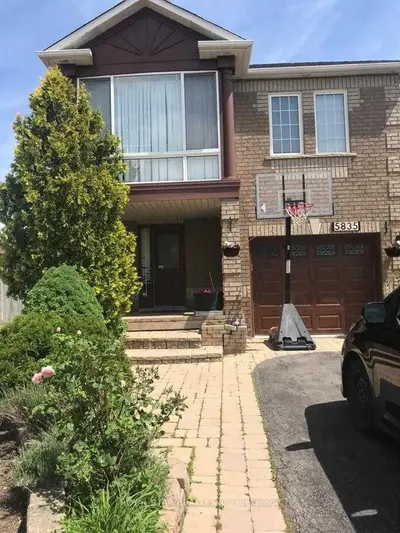 Detached in Mississauga