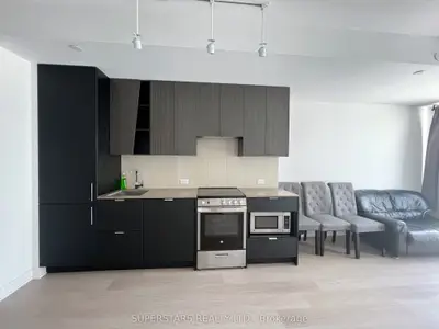 3883 Quartz Road 1012, Mississauga, On L5b 4m6
