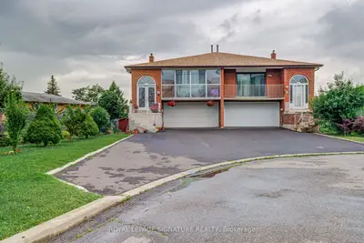45 Flagstick Court Lower, Toronto W05, On M3j 3b6