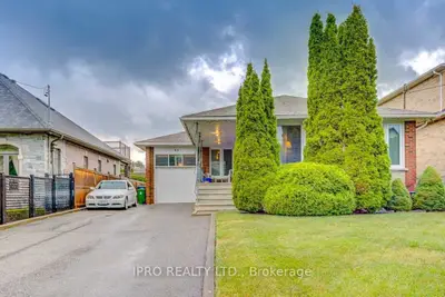Detached in Toronto