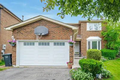 Detached in Brampton