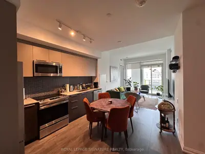 4208 Dundas Street 602, Toronto W08, On M8x 0b1
