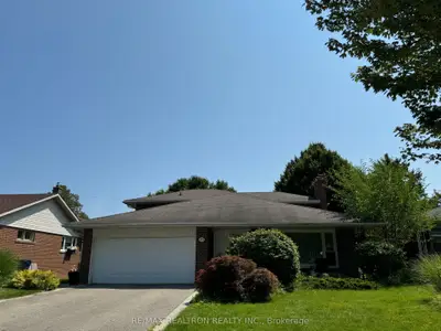 Detached in Toronto