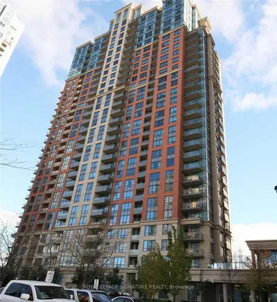 25 Viking Lane 2449, Toronto W08, On M9b 0a1