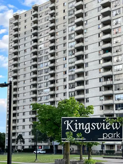 Condo Apartment in Toronto