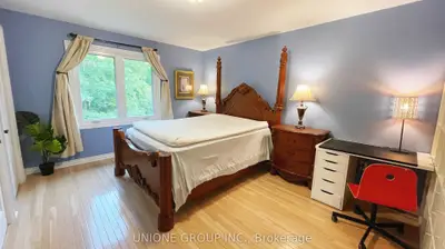 2415 Jarvis Street, Mississauga, On L5c 2p7